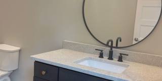 Luxury Living In Midtown - 3bed 2.5bath Townhome Gallery 16