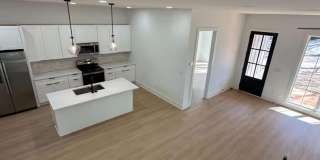 Room in 3 Bedroom Home at Plaza Ave SW Gallery 7