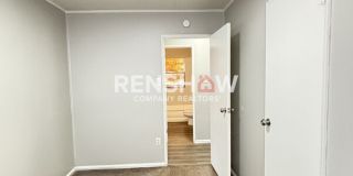 3240 Madewell St Gallery 17