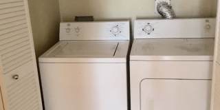 $4900 / 6br - University/ Wallingford House! 6BR/3BTH Gallery 22
