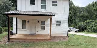 Five Bedroom Five Bath near UGA! Gallery 1