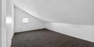 Charming 2BR Townhome in Saint Louis Gallery 13