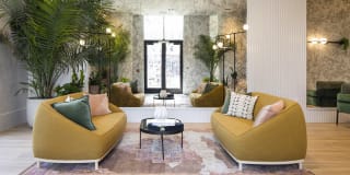 The Piazza Gallery 42