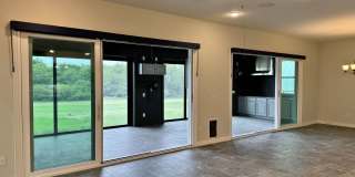 Massive 4 Bed 3 Bath on 2.64 acres in Ace Acres Gallery 16