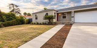 356 D Street - 3 bedroom single level home located walking distance from downtown Chula Vista- Available NOV 15th. 356 D Street - 3 bedroom single level home located walking distance from downtown Chula Vista- Available NOV 15th. Gallery 1