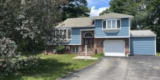 20 Breeze Dr 20 Breeze Dr Gallery 1