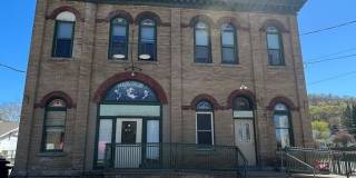 206 Main St. Suite #4 Gallery 1