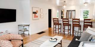 1216 North Ardmore Avenue Gallery 8