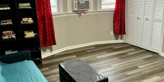 98 Van Buren Street Gallery 1