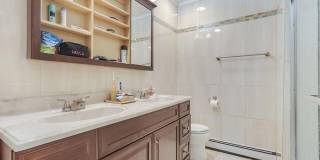 45 Roslyn Court Gallery 16