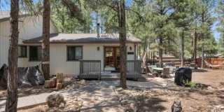 Cozy Furnished Country Club Home Gallery 1