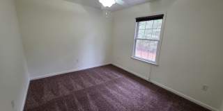 405 Lindenhurst Ct Gallery 15