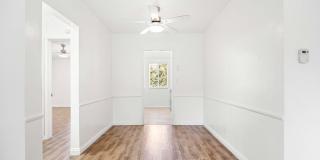Hollyview Gallery 8