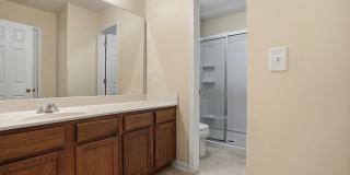 Beautiful  3 bedroom Townhome Living in Apex, NC Gallery 25