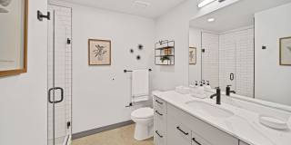 Triangle Square Gallery 51