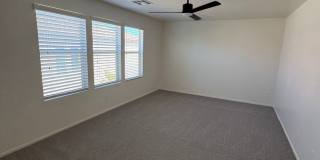 4-bedroom, 3 bath + Loft!  Mountain's Edge 89178 Gallery 10
