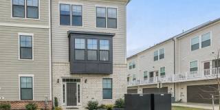 301 WILLIS Street Gallery 1