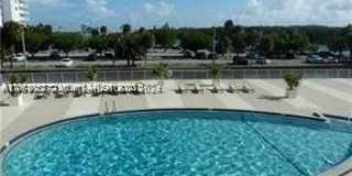 400 Kings Point Dr Gallery 17