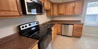 Beautiful 3 Bed, 2 Bath House Near Manito Park on South Hill! Beautiful 3 Bed, 2 Bath House Near Manito Park on South Hill! Gallery 7