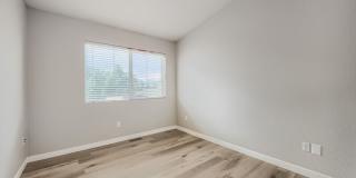 330 Graceland Grove Gallery 11