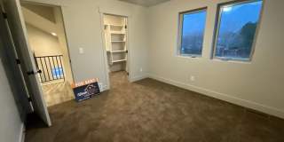 140 N Fenway Fields Drive Gallery 13