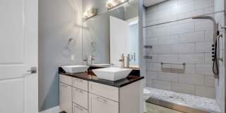 Modern Loft Near HCA & TMH With Lake Frontage Gallery 19