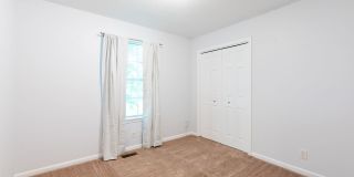 4 Bed home in Olathe- Quick access to I-35 Gallery 20