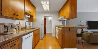 1458 Hudson St Apt 111 Gallery 3