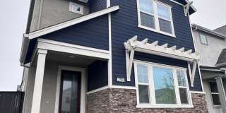 Beautiful/Spacious 3/2.5 (SOLAR) Natomas!  Please reference ad for viewings! Gallery 1