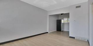 464 E Norwich Avenue Gallery 3