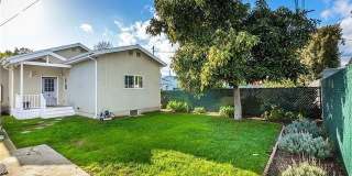 2530 S Bentley Avenue Gallery 21