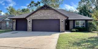 3 Bed 2 Bath ** Choctaw Schools** Gallery 3