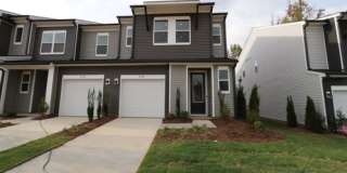 Room in 3 Bedroom Home at Endeavor Ln Gallery 21