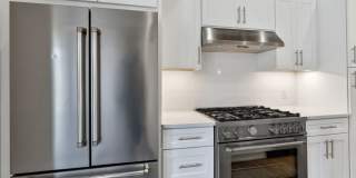 Lake Forest Lofts Gallery 42