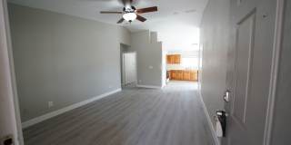 SHOWINGS AVAILABLE NOW Gallery 6