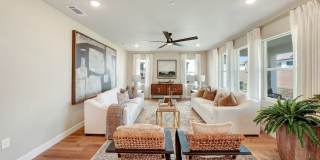 137 N Un St Gallery 20