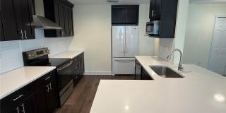 514 LONGFELLOW Court Gallery 13