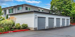 The Groves Gallery 25