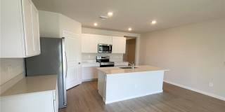 920 NE 10th Street Gallery 10