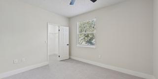Dawson Gallery 32