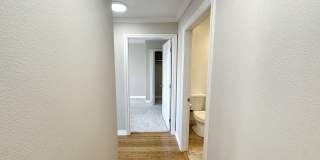 One Month Free - Spacious 2-Bed, 2-Bath Apartment in San Leandro One Month Free - Spacious 2-Bed, 2-Bath Apartment in San Leandro Gallery 8