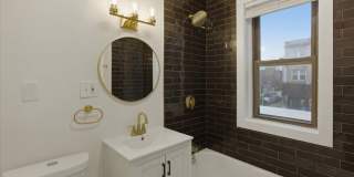 4004 North Bell Avenue Gallery 6