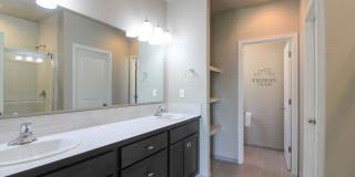 3 Bedroom, 2 Bath Home in Richland Gallery 8