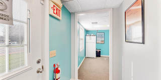 383 W NORTH Street Gallery 18