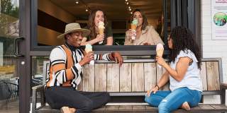 Novel Cary Gallery 67