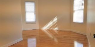 Great price and location for a modern unit in Allston (2 bathrooms!) Gallery 4