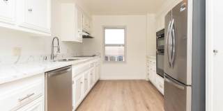 8225 Manitoba Gallery 4