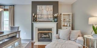 Stunning End Unit Townhome with 2 Car Garage Gallery 15