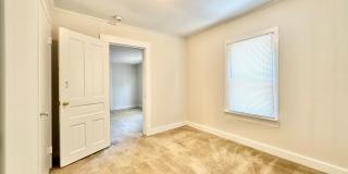 Charming 2-bedroom, 1-bath home in Greensboro Gallery 6