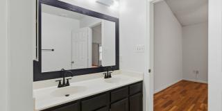 1033 Higgins Way - 1 Gallery 10